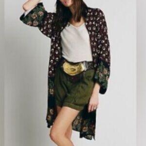 Free People One Hand Printed Alana Robe/Kimona Size Med/Large